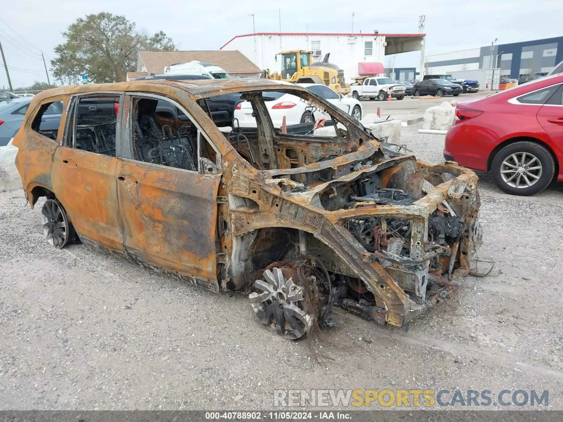 1 Photograph of a damaged car 5FNYF5H58LB017343 HONDA PILOT 2020