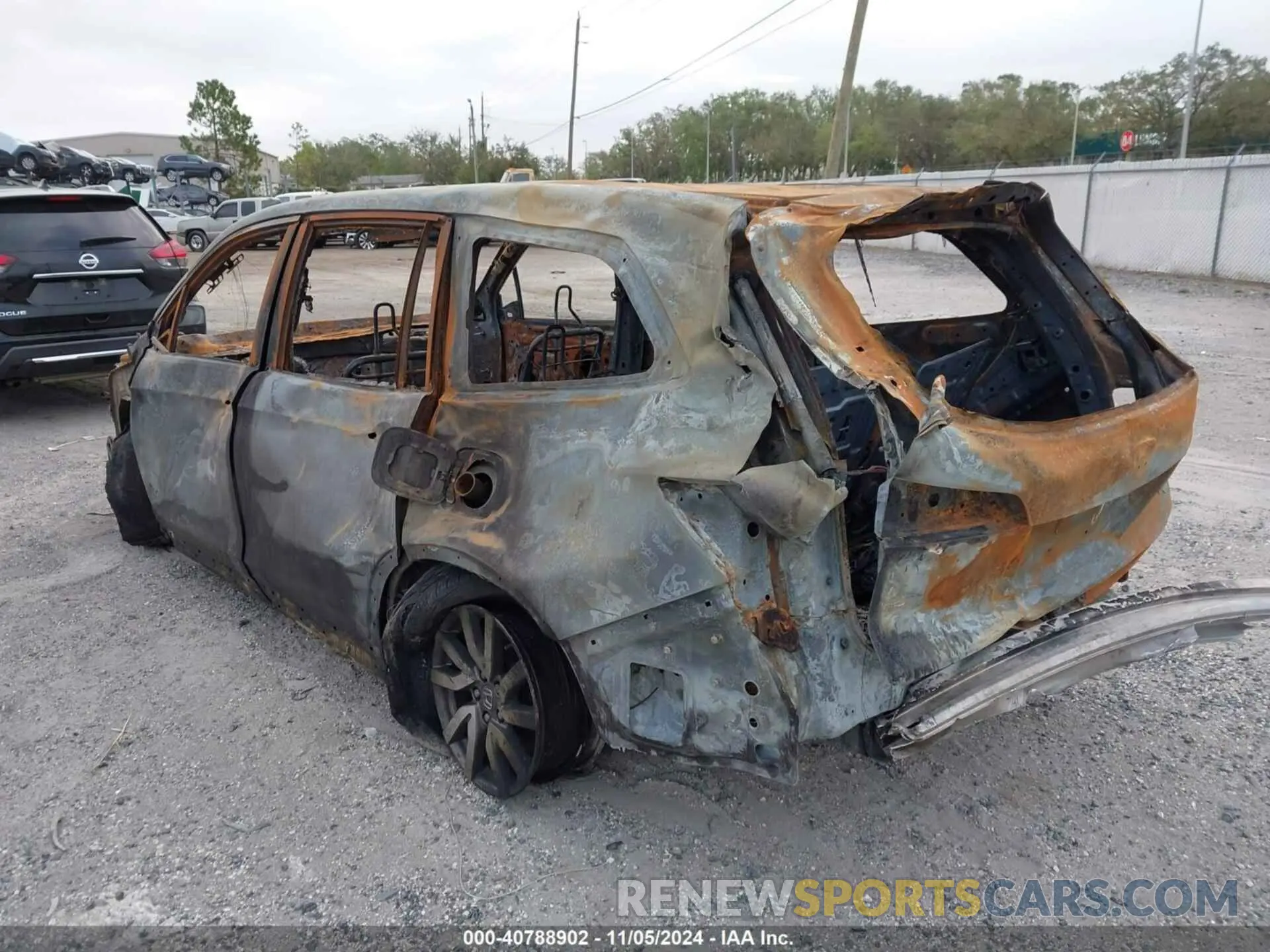 3 Photograph of a damaged car 5FNYF5H58LB017343 HONDA PILOT 2020