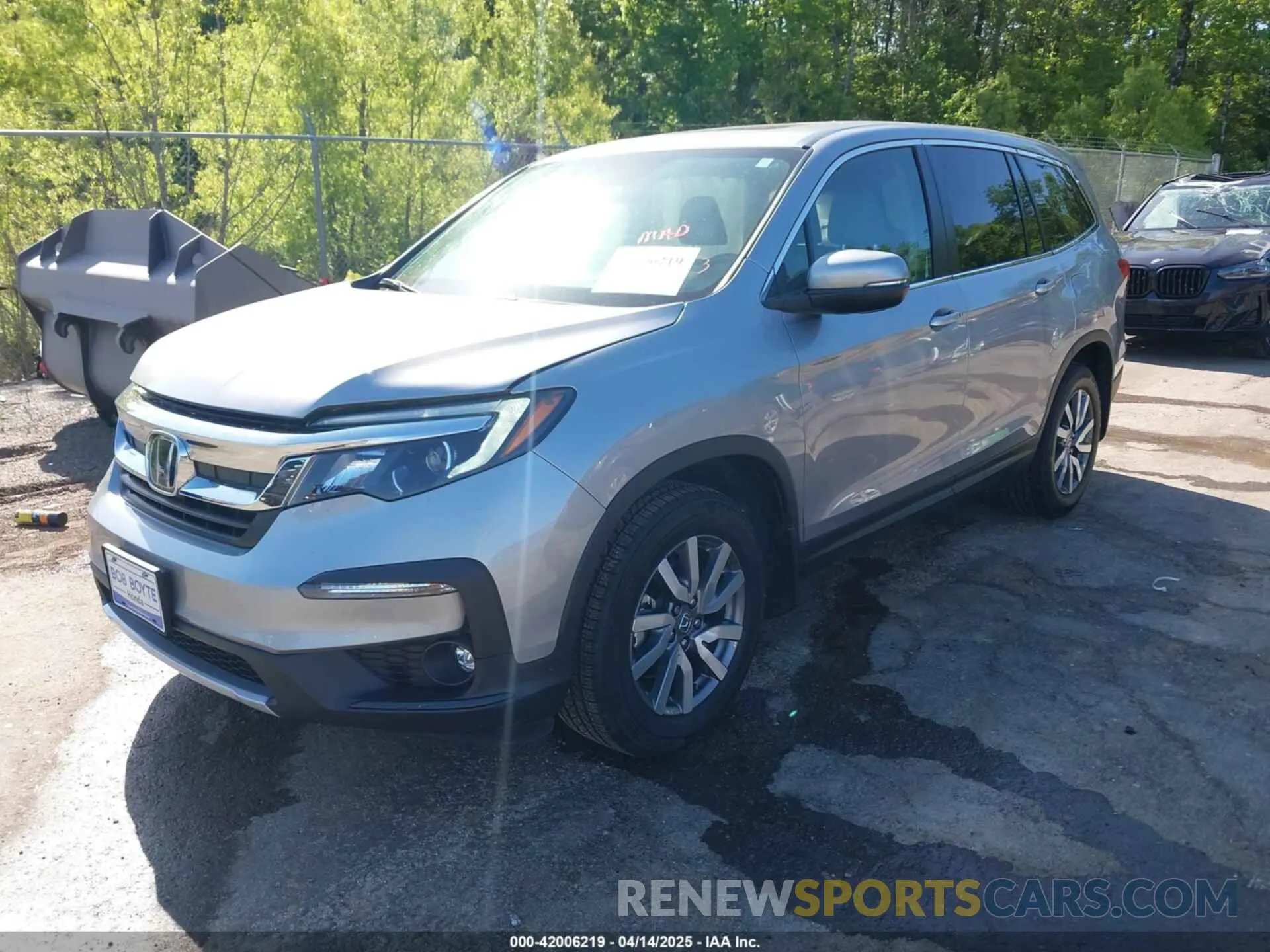 2 Photograph of a damaged car 5FNYF5H58LB028410 HONDA PILOT 2020