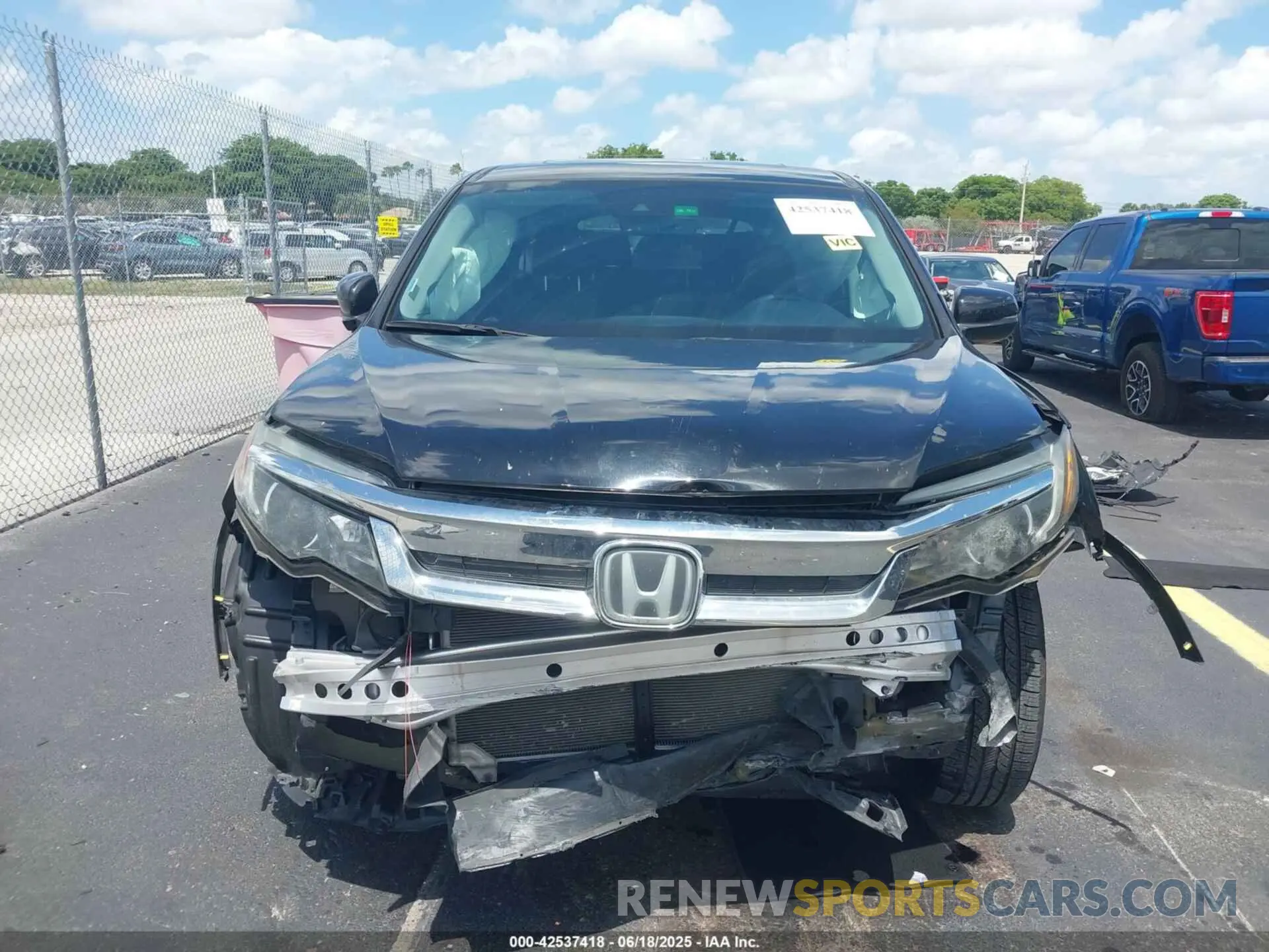 13 Photograph of a damaged car 5FNYF5H59LB006867 HONDA PILOT 2020