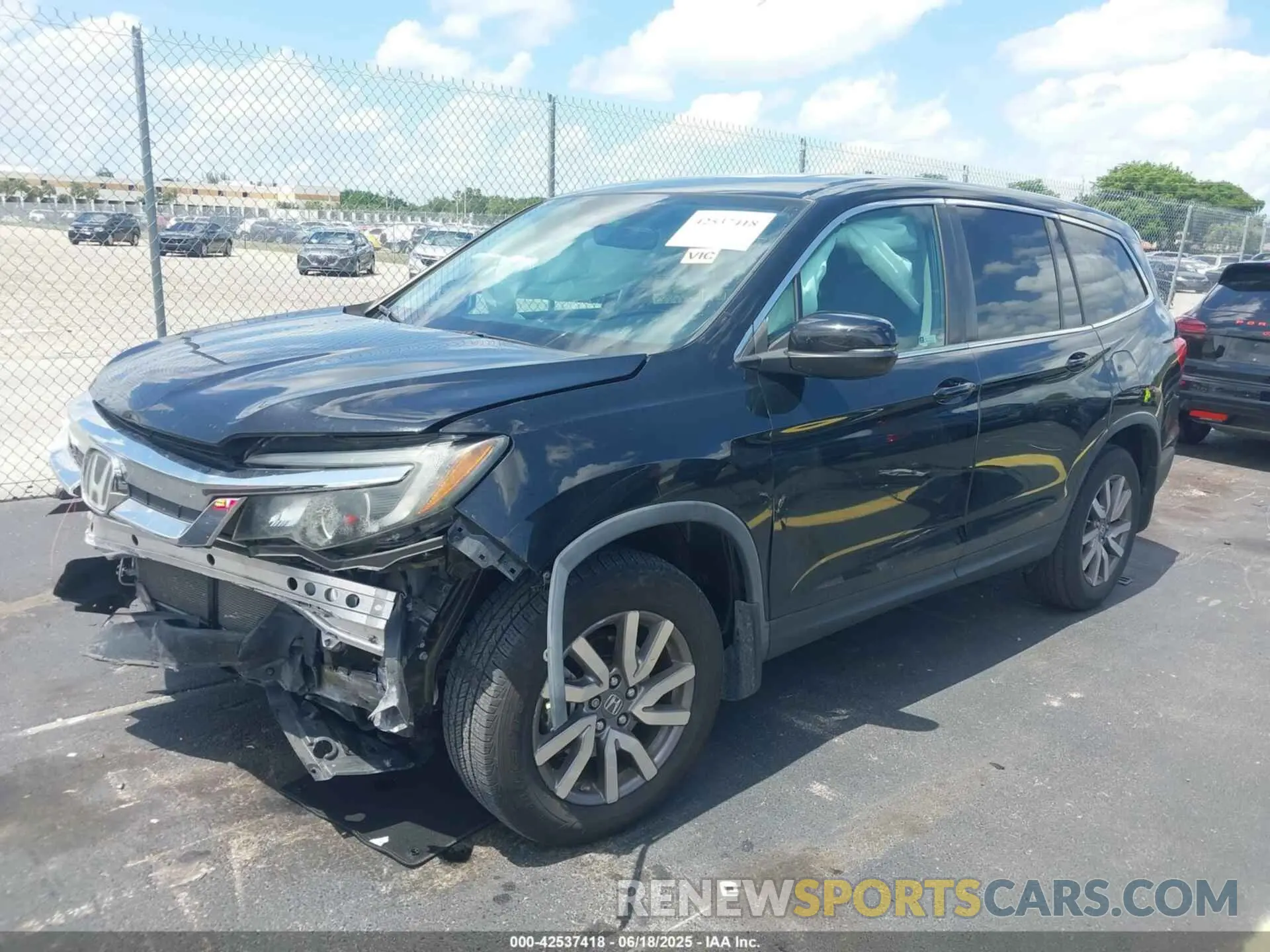 2 Photograph of a damaged car 5FNYF5H59LB006867 HONDA PILOT 2020