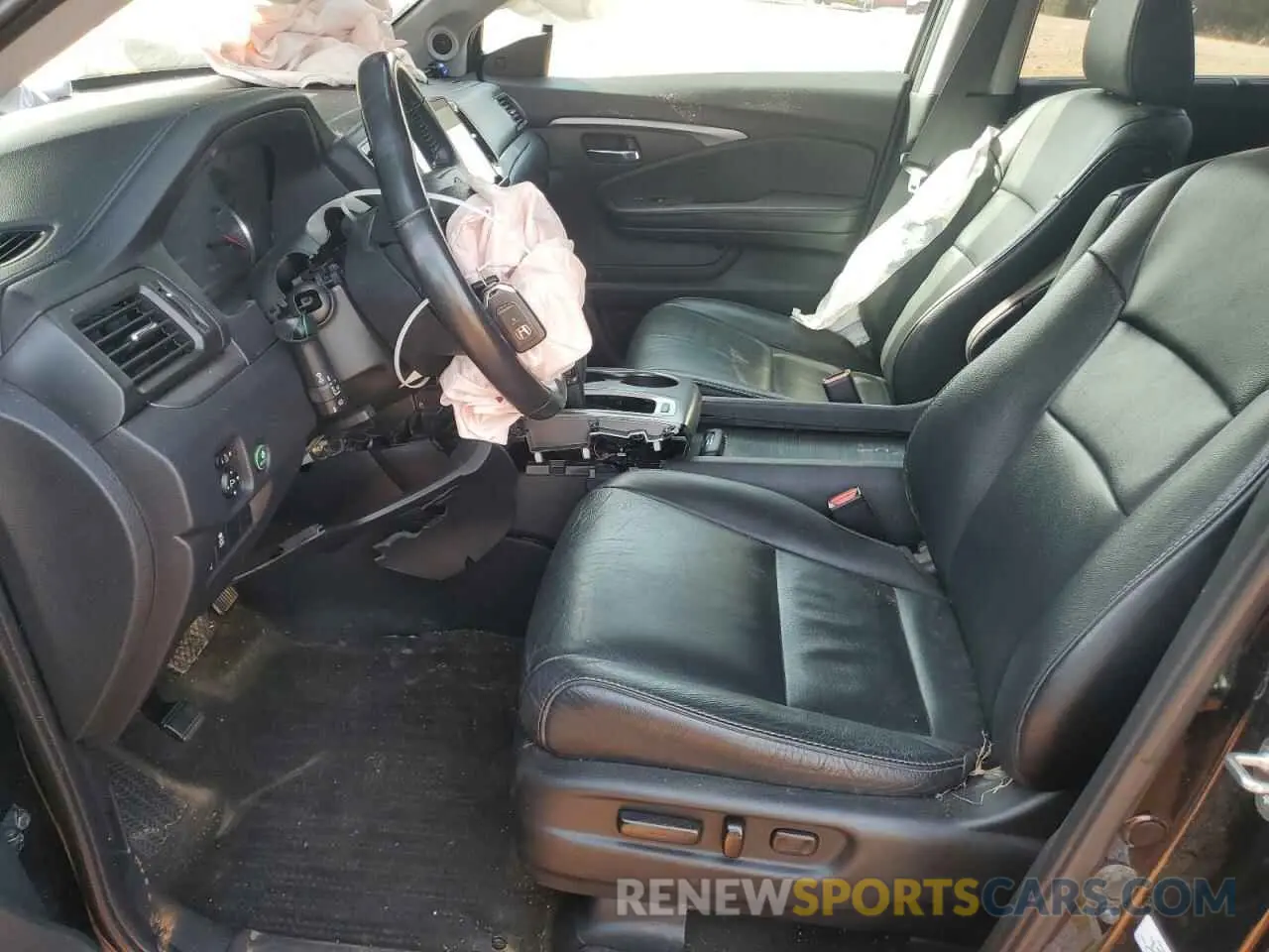 7 Photograph of a damaged car 5FNYF5H59LB009624 HONDA PILOT 2020