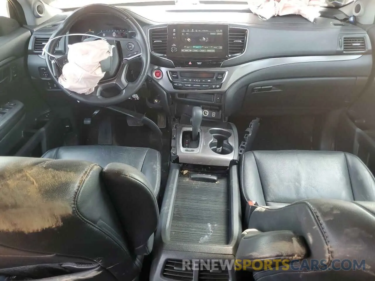 8 Photograph of a damaged car 5FNYF5H59LB009624 HONDA PILOT 2020
