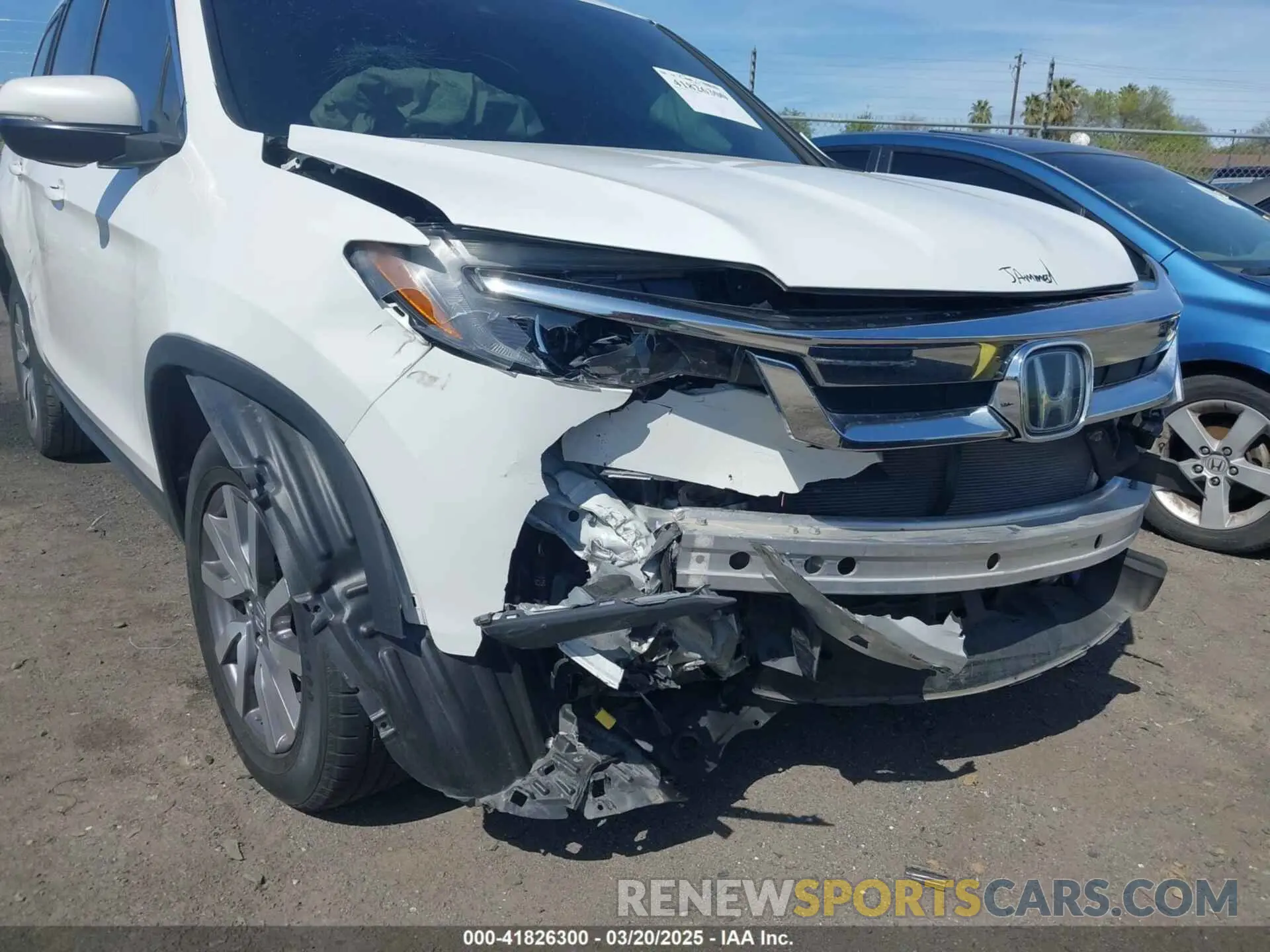 6 Photograph of a damaged car 5FNYF5H59LB027265 HONDA PILOT 2020
