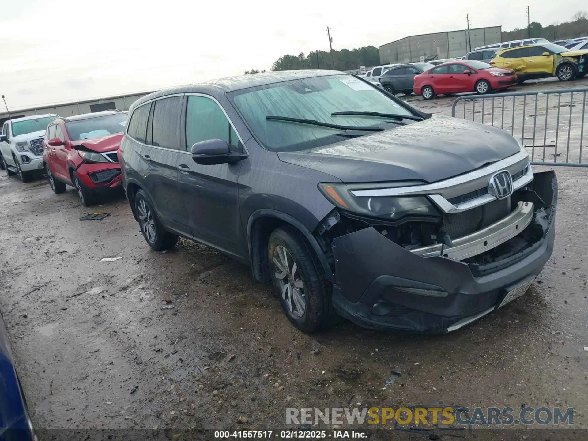 1 Photograph of a damaged car 5FNYF5H5XLB017103 HONDA PILOT 2020