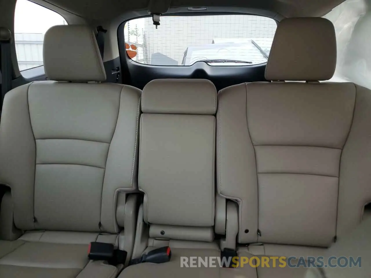 10 Photograph of a damaged car 5FNYF5H5XLB025072 HONDA PILOT 2020