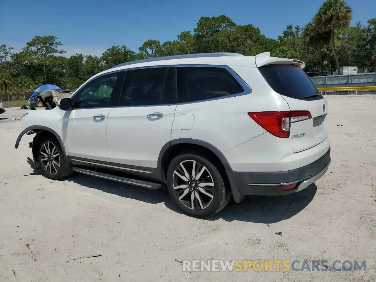 2 Photograph of a damaged car 5FNYF5H60LB012291 HONDA PILOT 2020