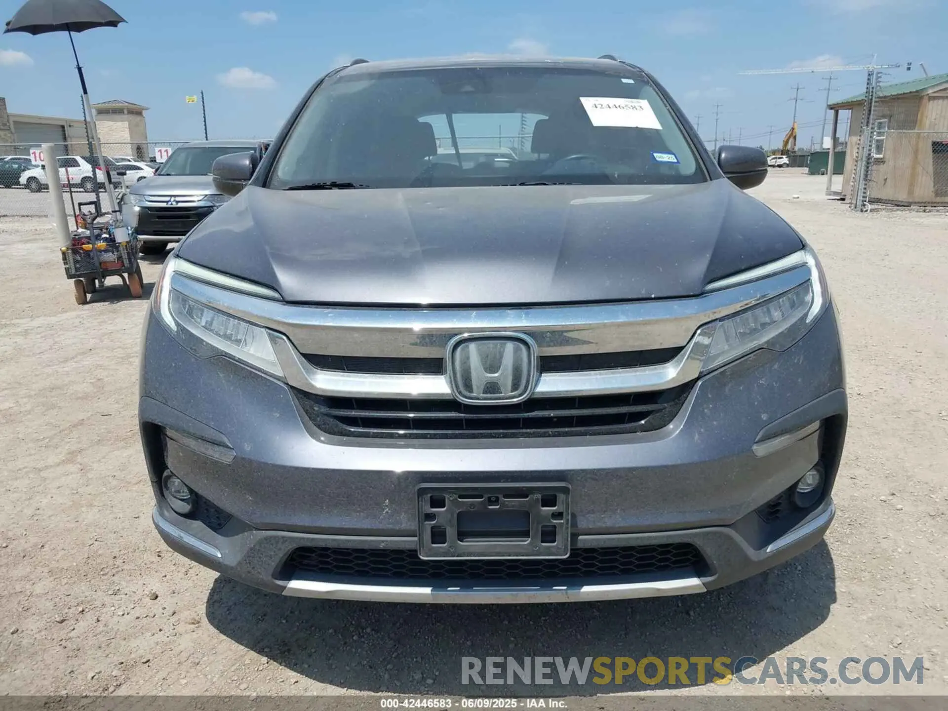 6 Photograph of a damaged car 5FNYF5H67LB021621 HONDA PILOT 2020