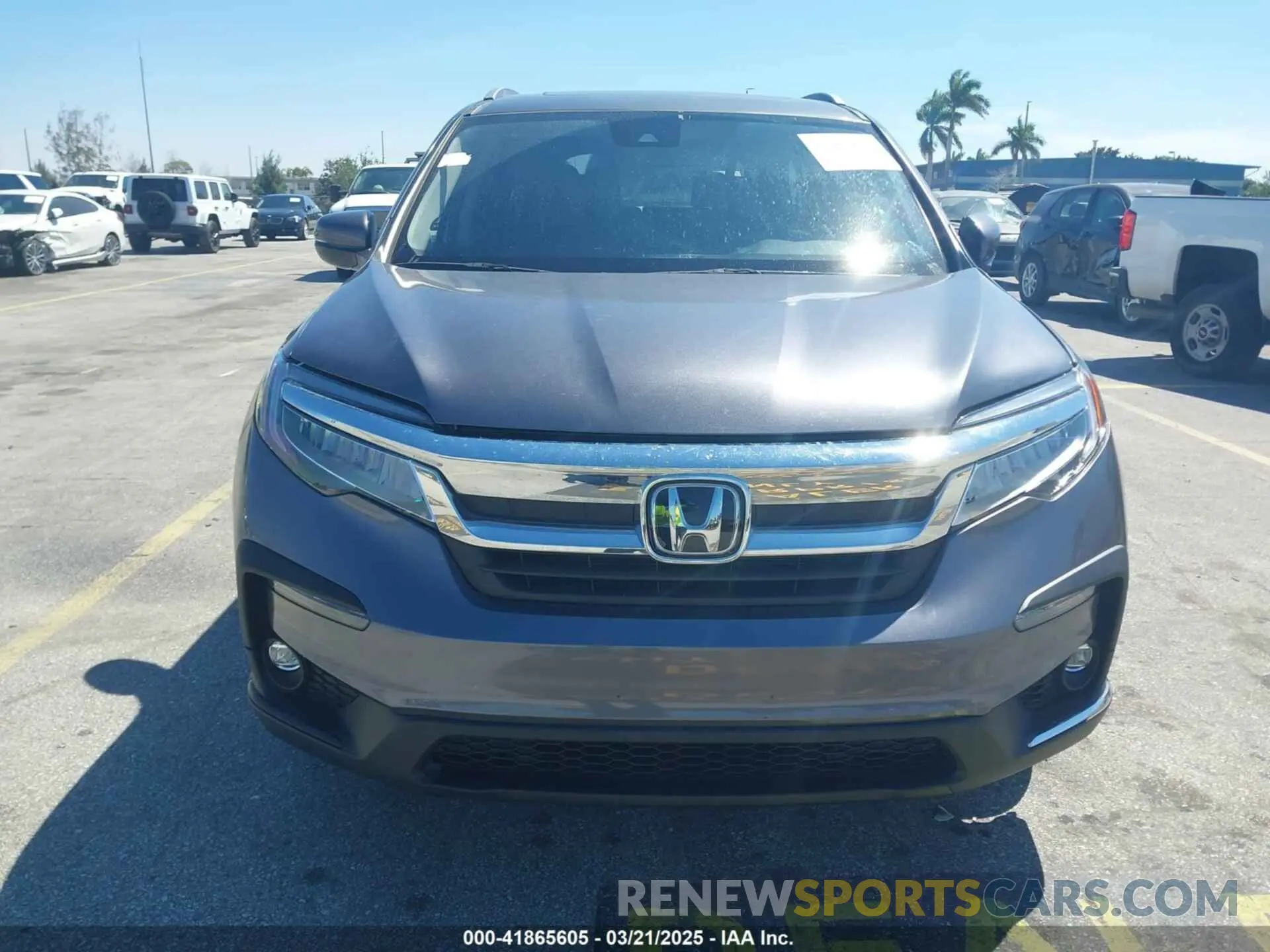 6 Photograph of a damaged car 5FNYF5H90LB000801 HONDA PILOT 2020