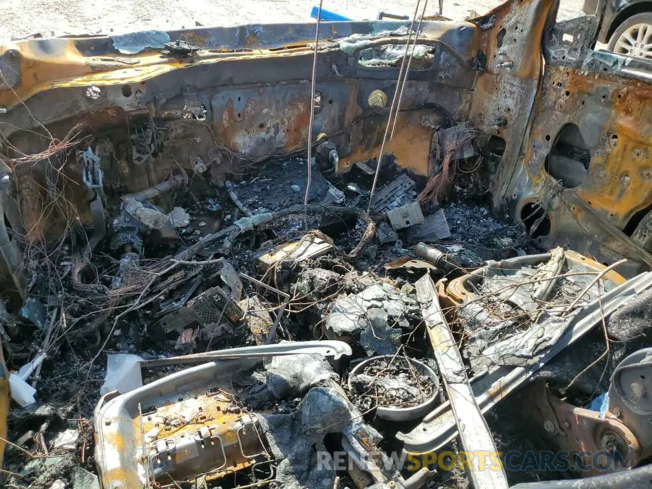 8 Photograph of a damaged car 5FNYF5H98LB003719 HONDA PILOT 2020
