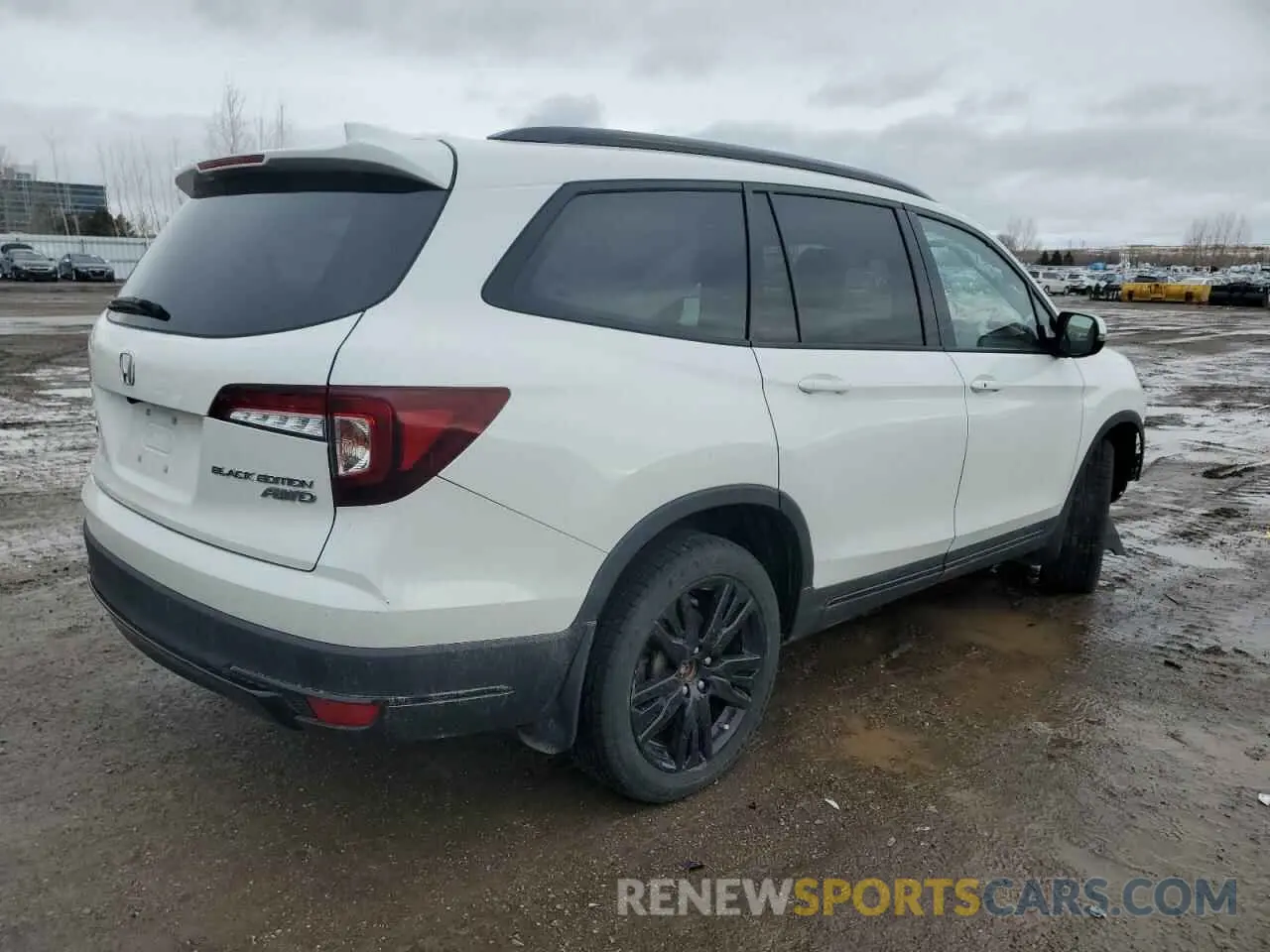 3 Photograph of a damaged car 5FNYF6H00LB502070 HONDA PILOT 2020