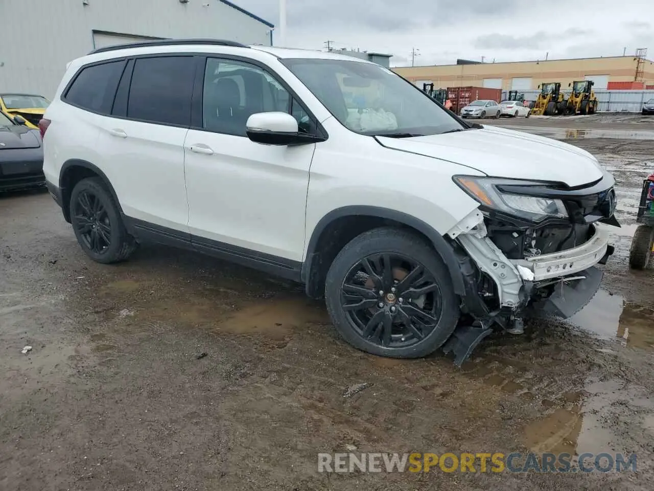 4 Photograph of a damaged car 5FNYF6H00LB502070 HONDA PILOT 2020