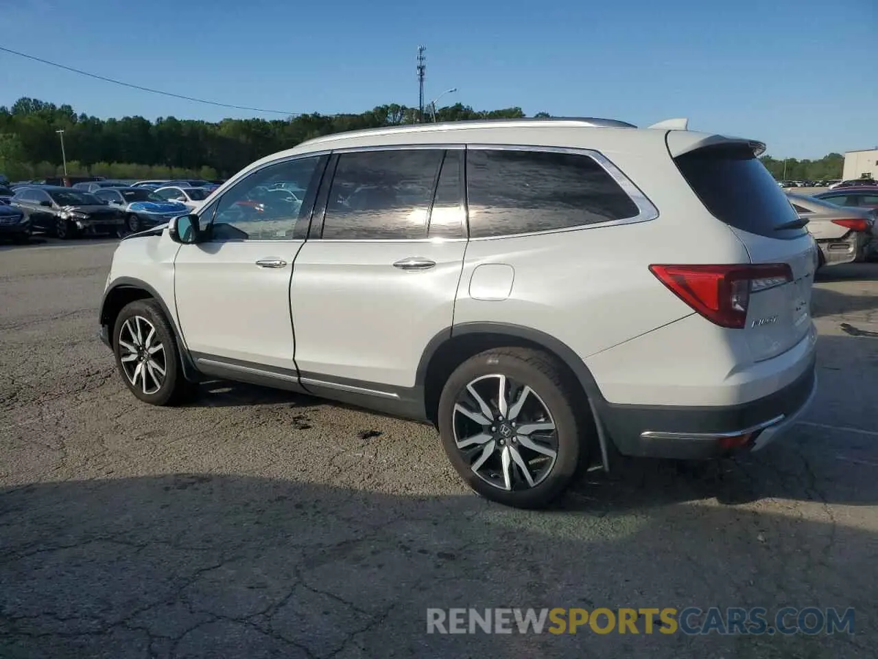 2 Photograph of a damaged car 5FNYF6H01LB047889 HONDA PILOT 2020