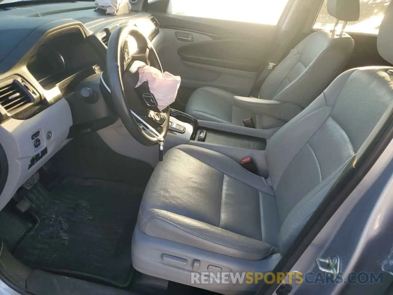 7 Photograph of a damaged car 5FNYF6H02LB036383 HONDA PILOT 2020