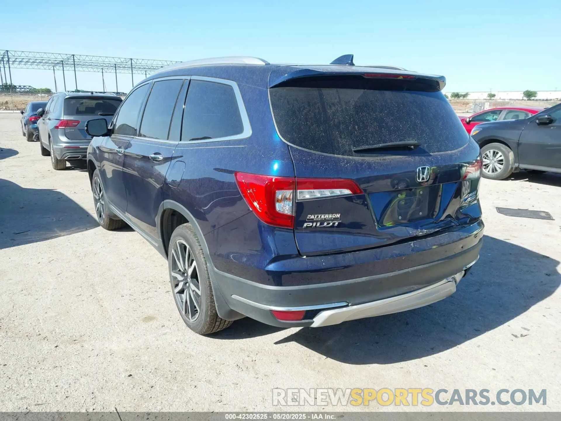 3 Photograph of a damaged car 5FNYF6H02LB054348 HONDA PILOT 2020