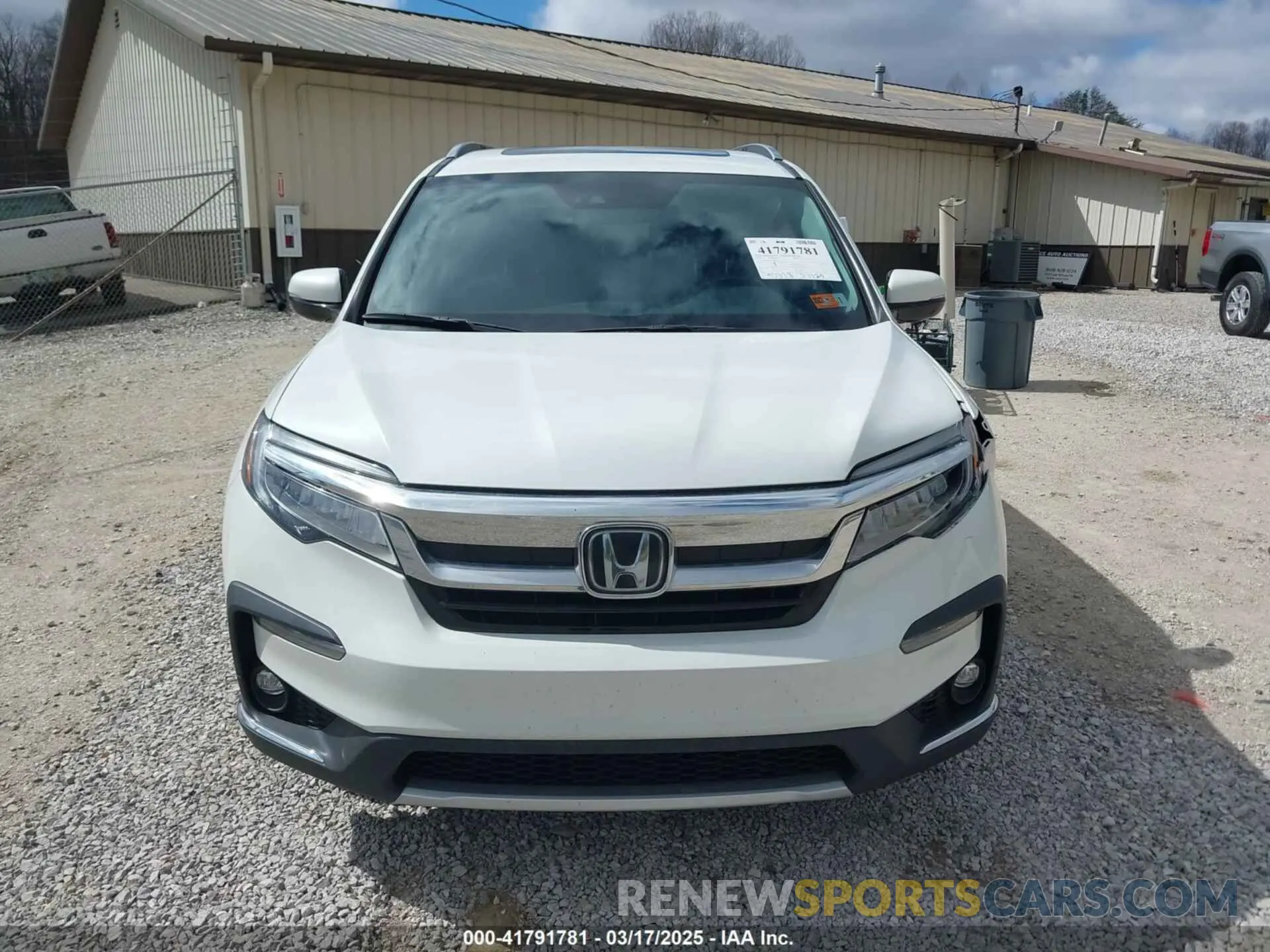 12 Photograph of a damaged car 5FNYF6H09LB026501 HONDA PILOT 2020