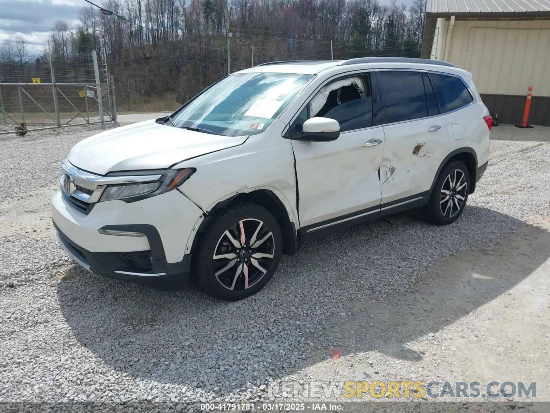 2 Photograph of a damaged car 5FNYF6H09LB026501 HONDA PILOT 2020