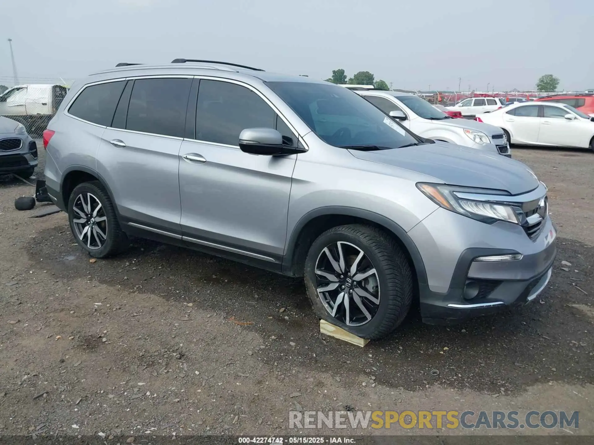 1 Photograph of a damaged car 5FNYF6H0XLB020657 HONDA PILOT 2020