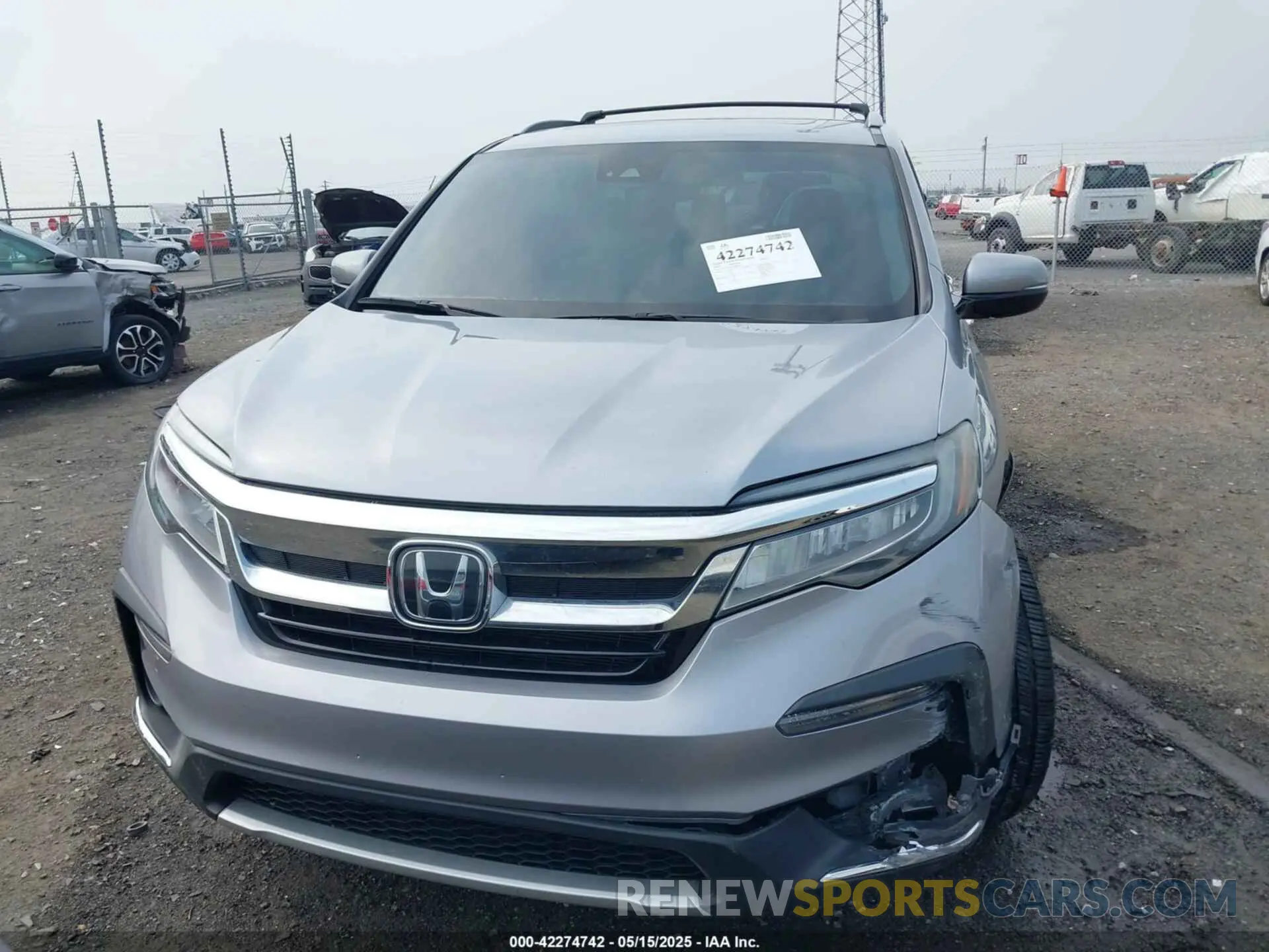12 Photograph of a damaged car 5FNYF6H0XLB020657 HONDA PILOT 2020