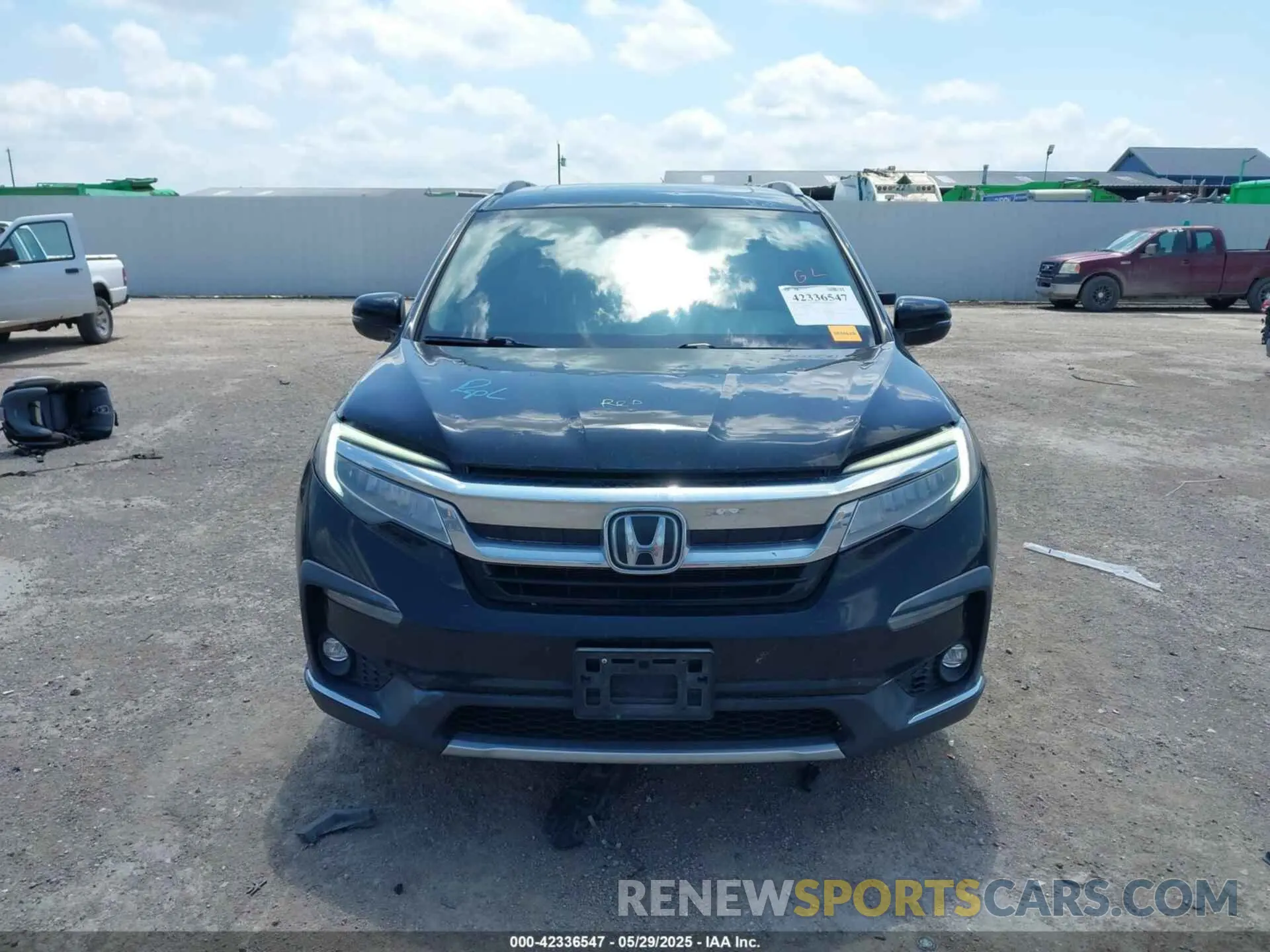 12 Photograph of a damaged car 5FNYF6H0XLB032663 HONDA PILOT 2020