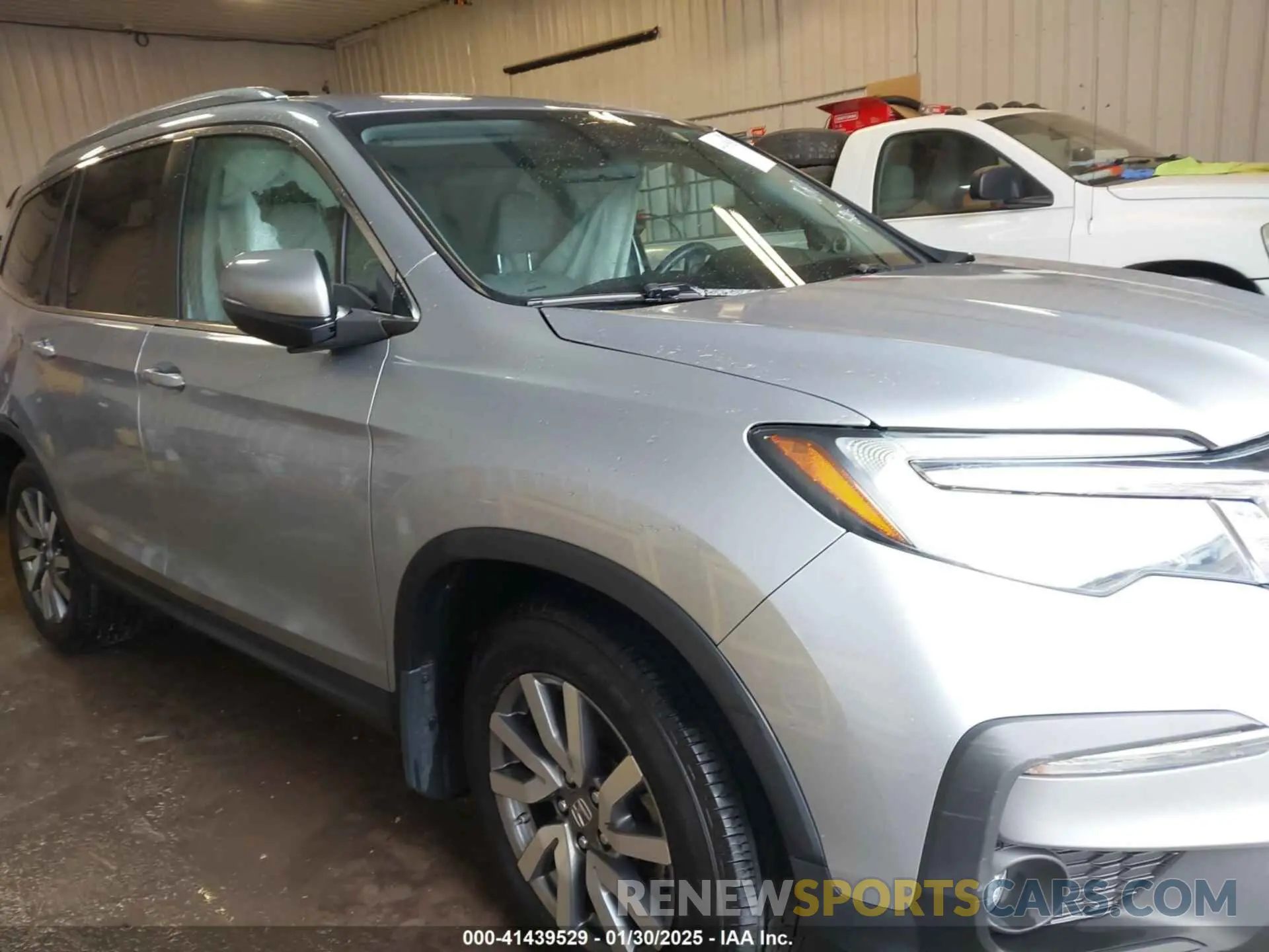 13 Photograph of a damaged car 5FNYF6H30LB060899 HONDA PILOT 2020