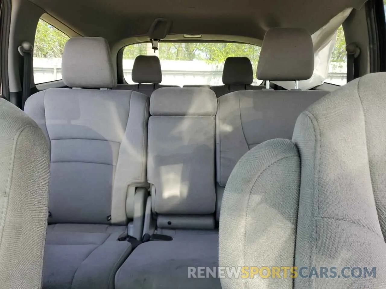 10 Photograph of a damaged car 5FNYF6H31LB056859 HONDA PILOT 2020