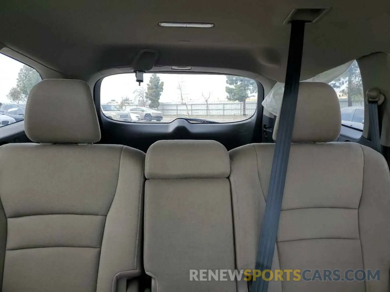 10 Photograph of a damaged car 5FNYF6H32LB014314 HONDA PILOT 2020