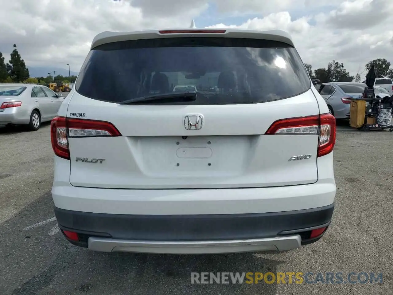 6 Photograph of a damaged car 5FNYF6H32LB014314 HONDA PILOT 2020