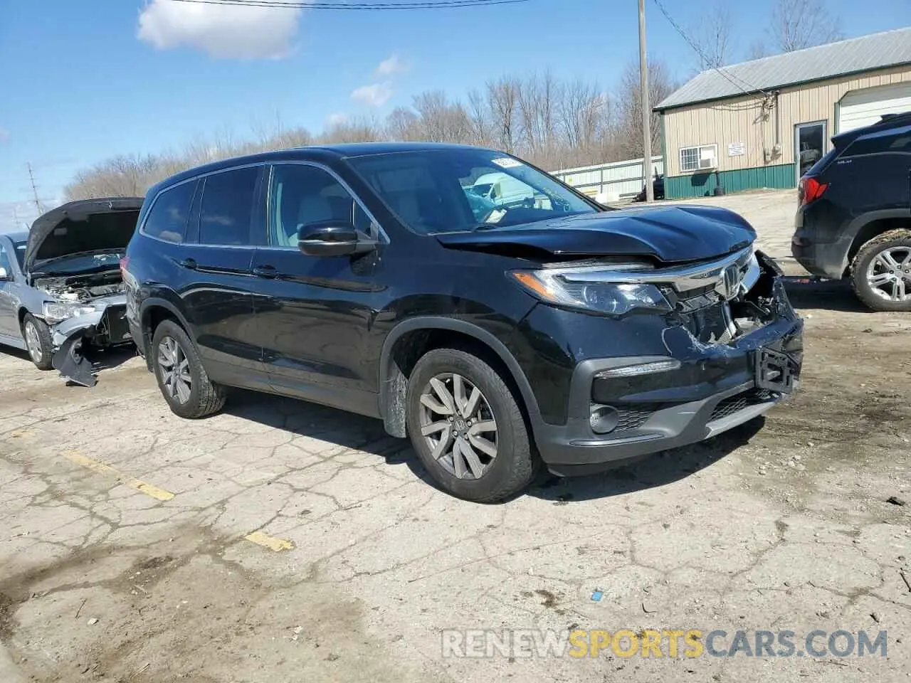 4 Photograph of a damaged car 5FNYF6H34LB040400 HONDA PILOT 2020