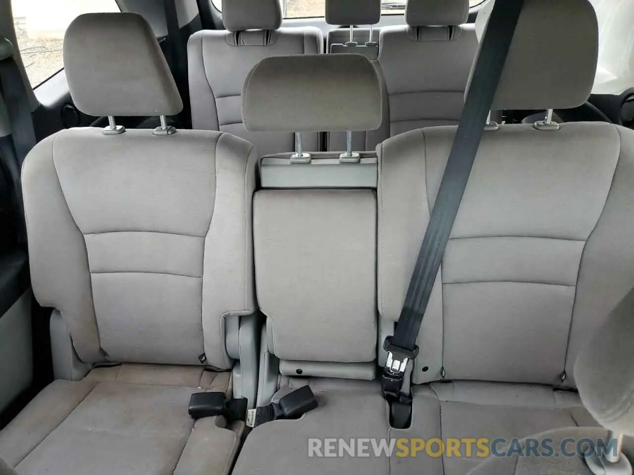 10 Photograph of a damaged car 5FNYF6H34LB068990 HONDA PILOT 2020
