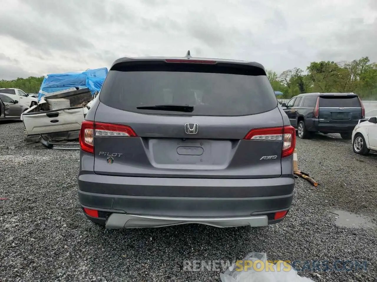 6 Photograph of a damaged car 5FNYF6H34LB068990 HONDA PILOT 2020