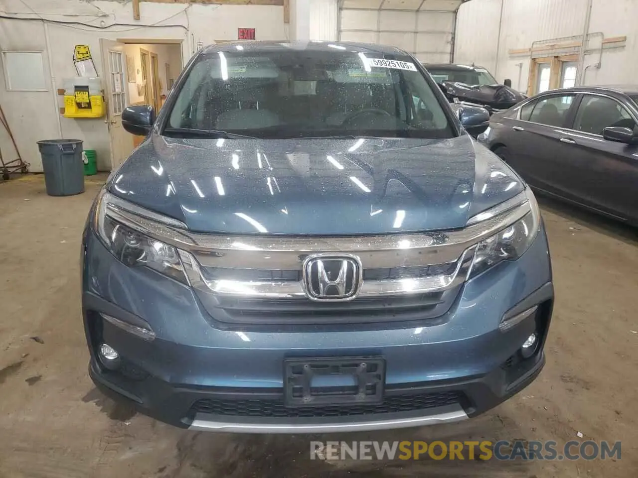5 Photograph of a damaged car 5FNYF6H35LB024156 HONDA PILOT 2020