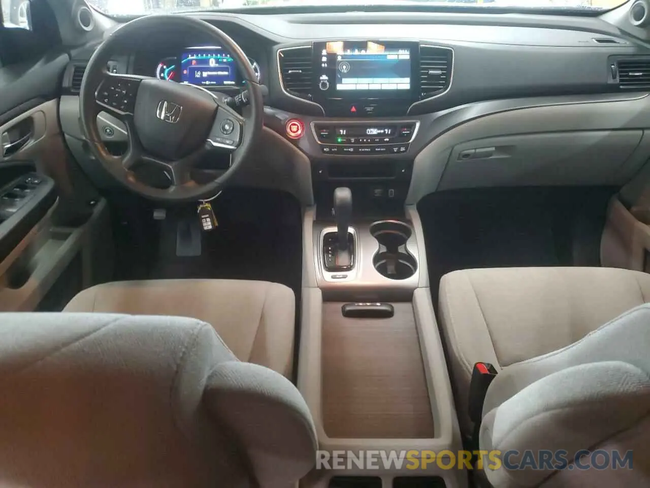 8 Photograph of a damaged car 5FNYF6H35LB024156 HONDA PILOT 2020