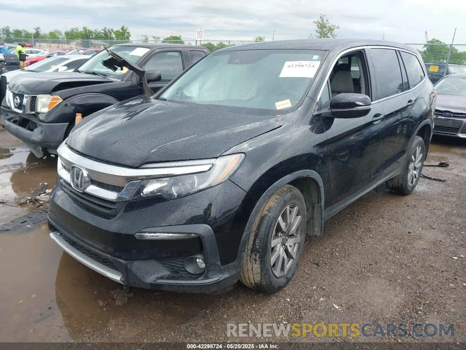2 Photograph of a damaged car 5FNYF6H36LB054993 HONDA PILOT 2020