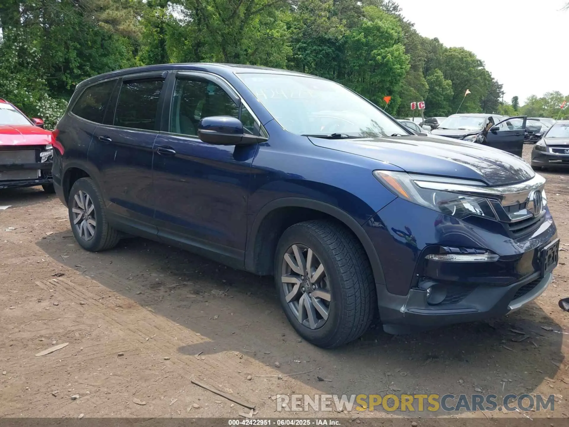 1 Photograph of a damaged car 5FNYF6H37LB038897 HONDA PILOT 2020