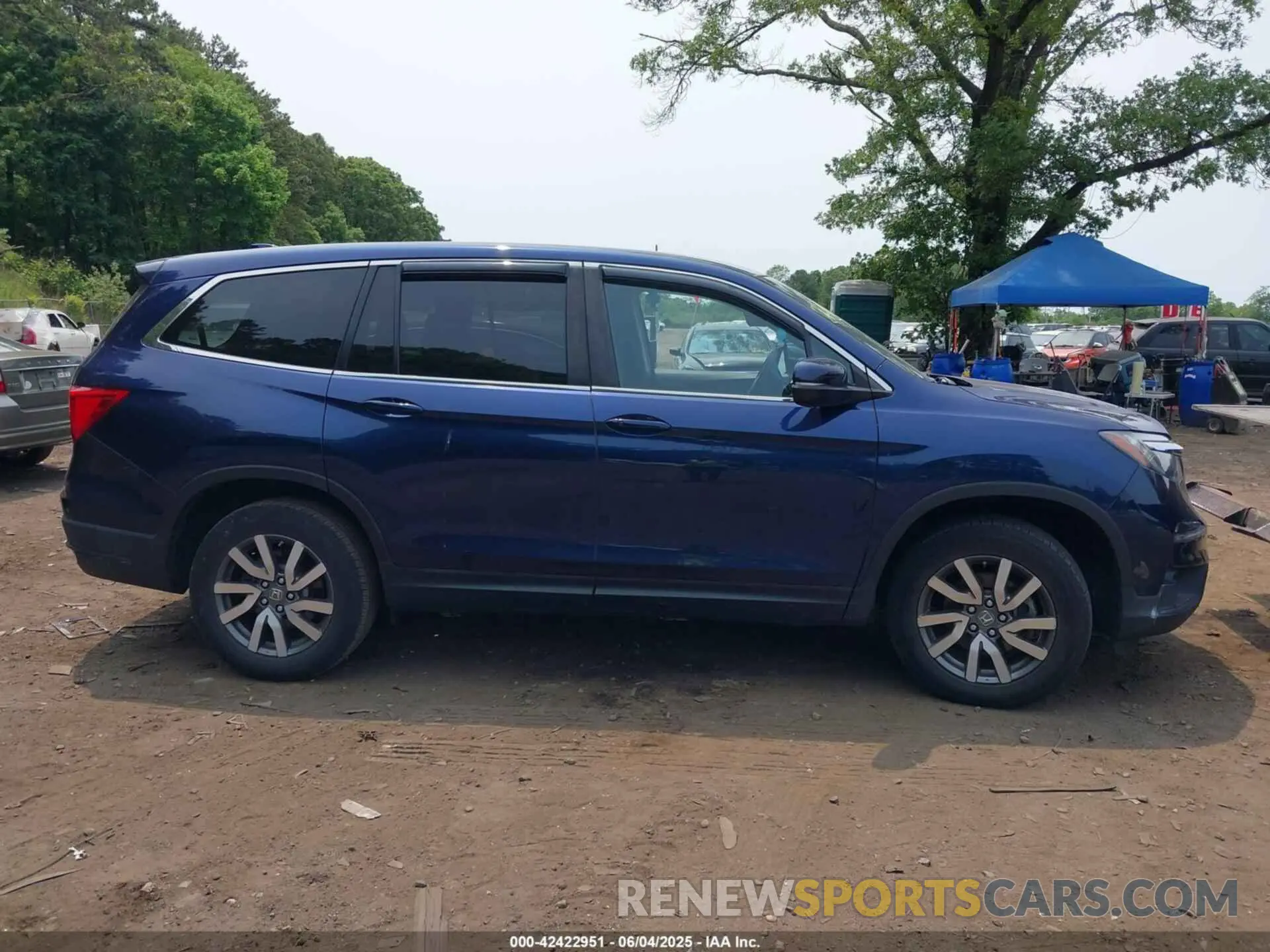 13 Photograph of a damaged car 5FNYF6H37LB038897 HONDA PILOT 2020