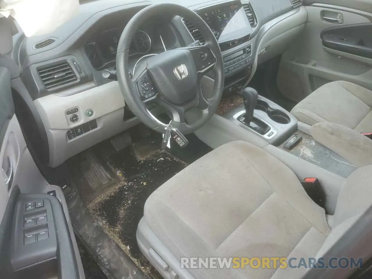 8 Photograph of a damaged car 5FNYF6H37LB040388 HONDA PILOT 2020