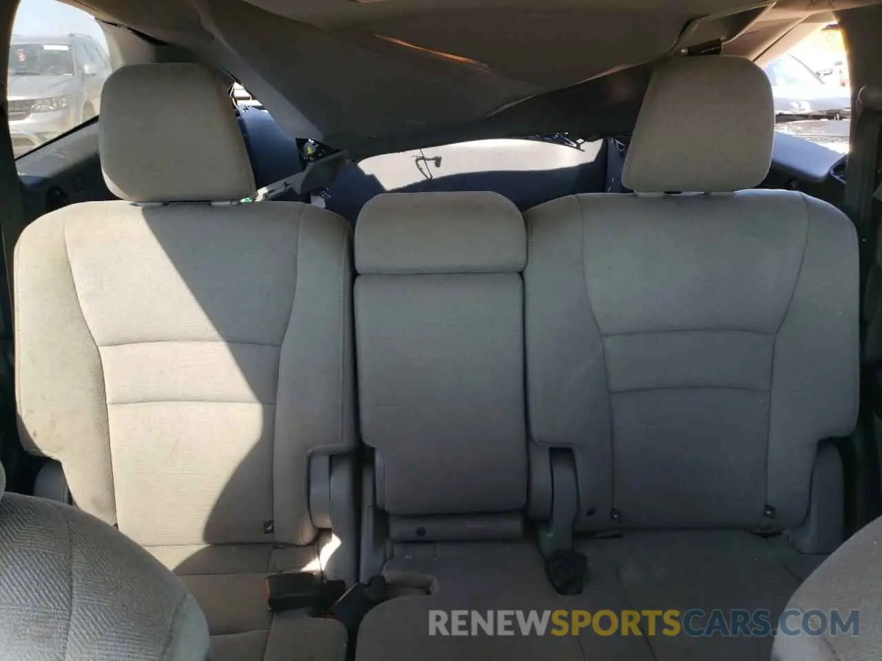 10 Photograph of a damaged car 5FNYF6H39LB040361 HONDA PILOT 2020