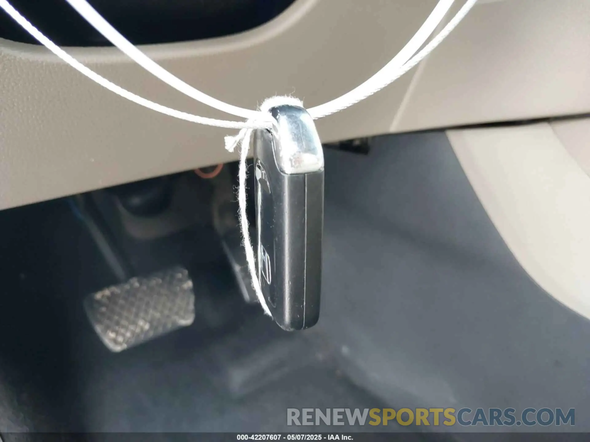 11 Photograph of a damaged car 5FNYF6H3XLB019034 HONDA PILOT 2020