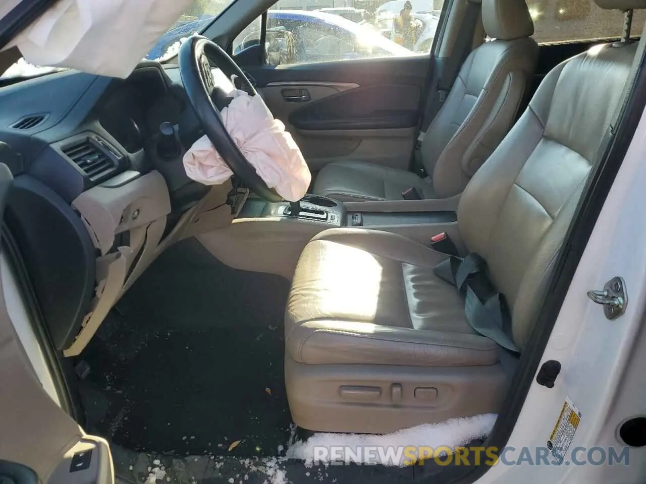 7 Photograph of a damaged car 5FNYF6H51LB013723 HONDA PILOT 2020