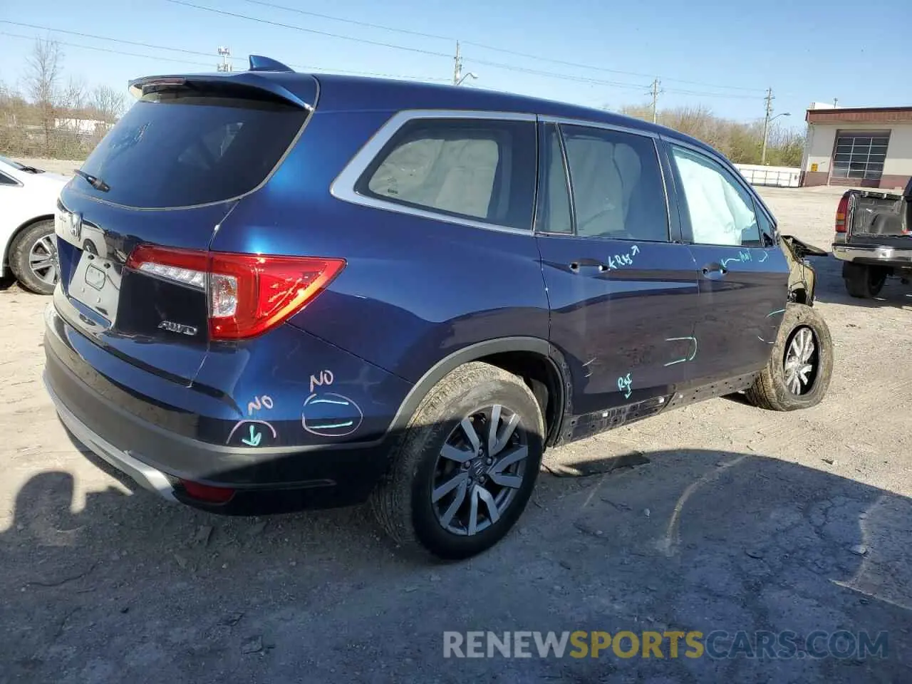 3 Photograph of a damaged car 5FNYF6H51LB032126 HONDA PILOT 2020