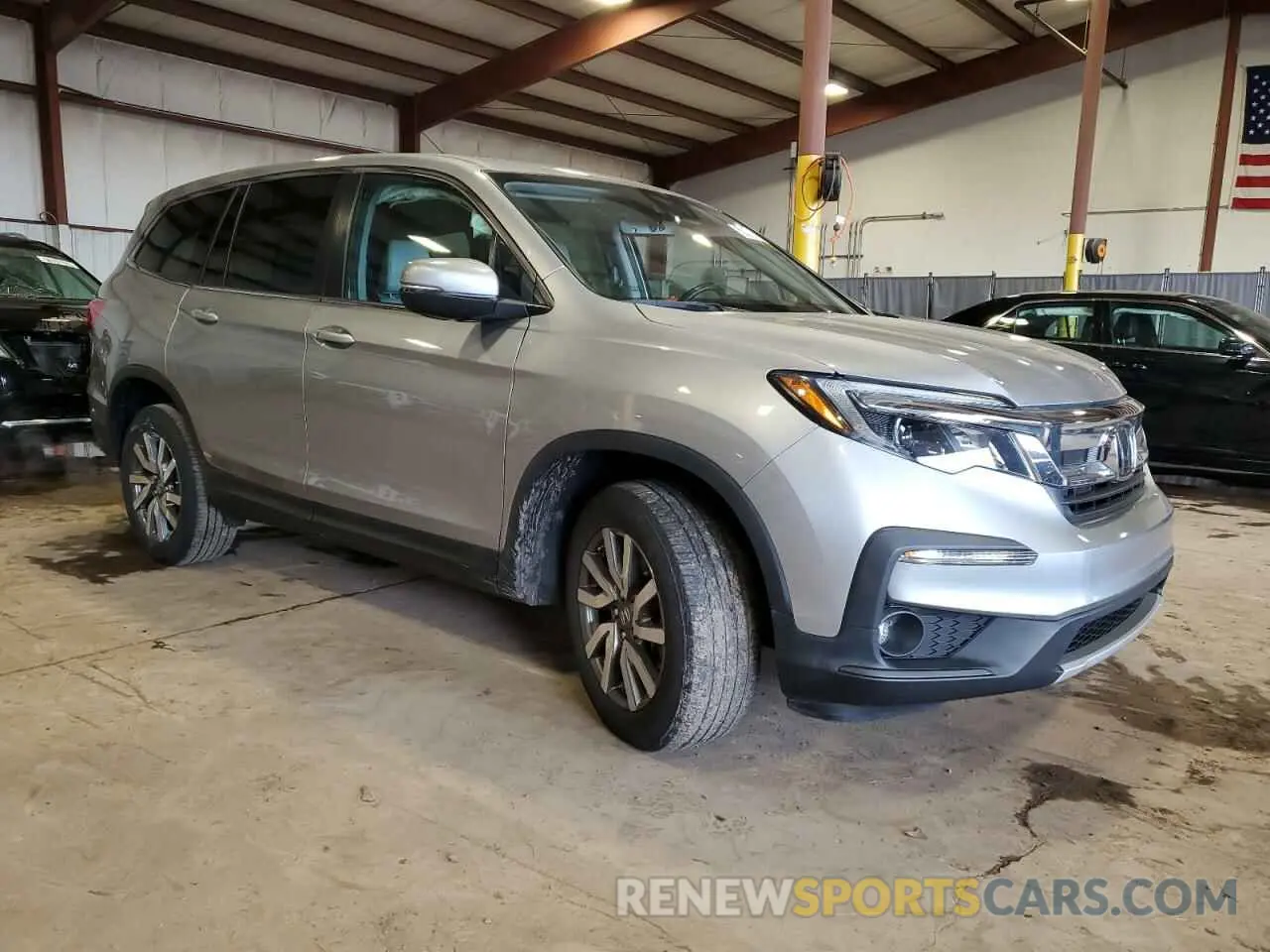 4 Photograph of a damaged car 5FNYF6H51LB058662 HONDA PILOT 2020