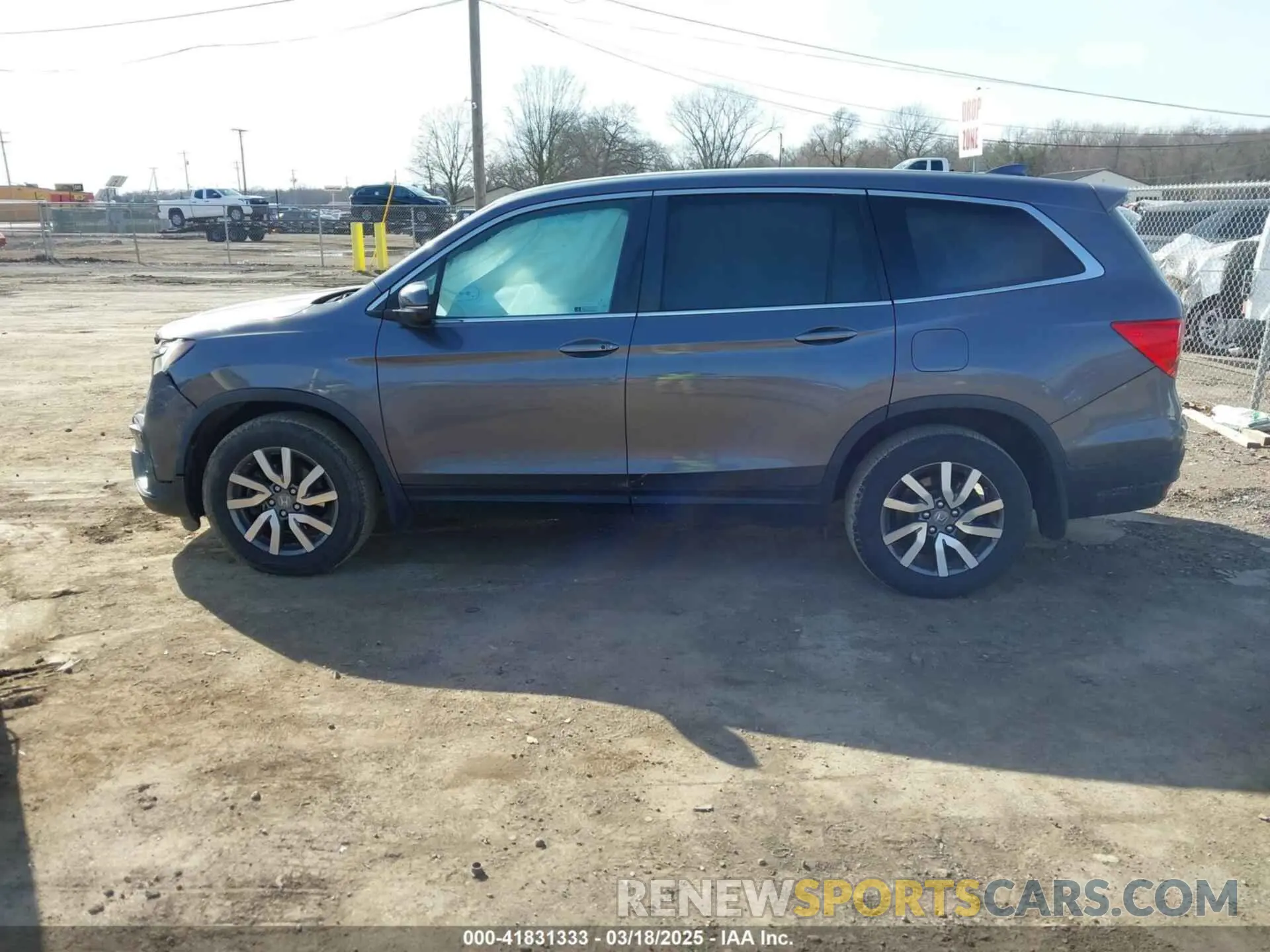 14 Photograph of a damaged car 5FNYF6H52LB039456 HONDA PILOT 2020