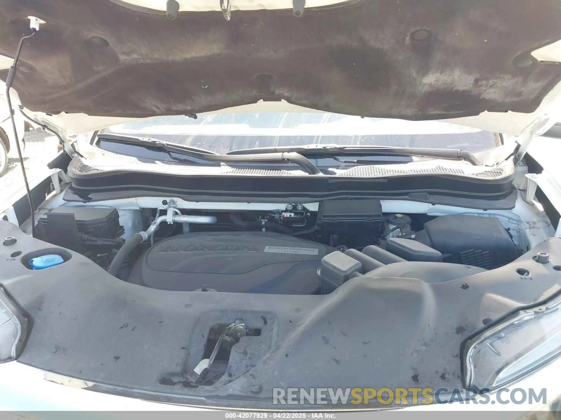 10 Photograph of a damaged car 5FNYF6H53LB028370 HONDA PILOT 2020