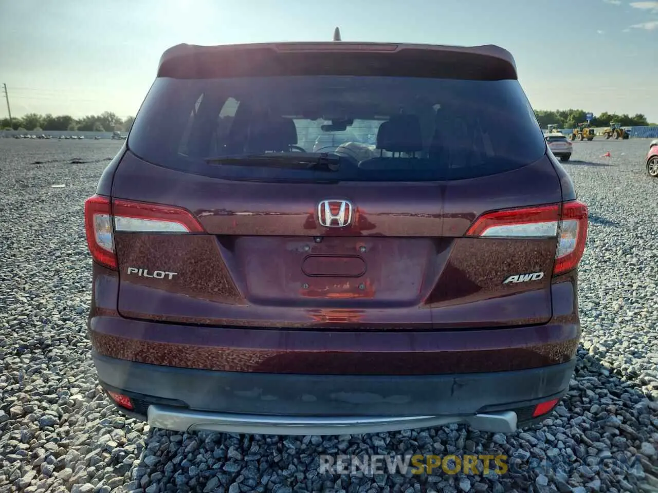6 Photograph of a damaged car 5FNYF6H53LB042012 HONDA PILOT 2020