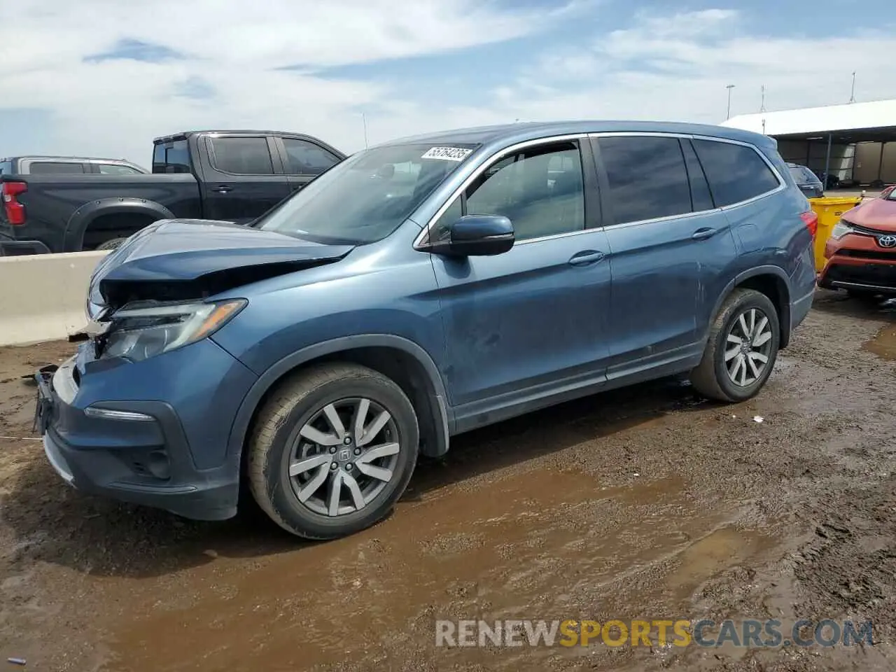 1 Photograph of a damaged car 5FNYF6H53LB058596 HONDA PILOT 2020