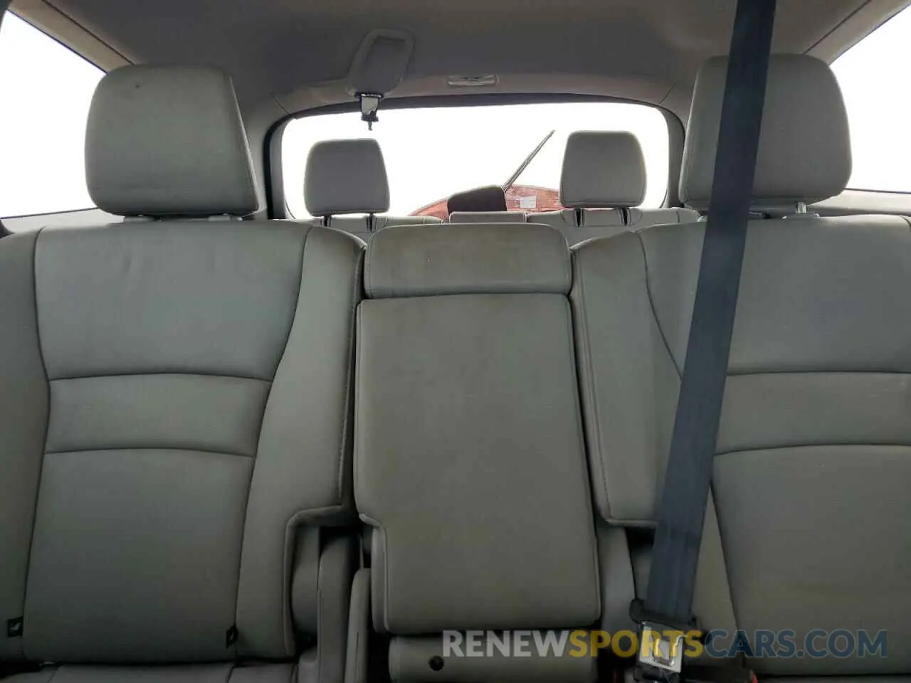 10 Photograph of a damaged car 5FNYF6H53LB058596 HONDA PILOT 2020