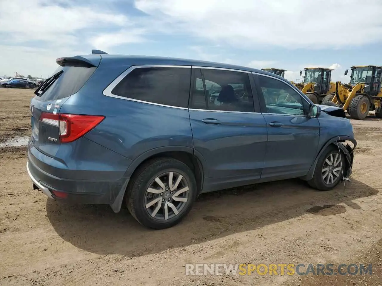 3 Photograph of a damaged car 5FNYF6H53LB058596 HONDA PILOT 2020