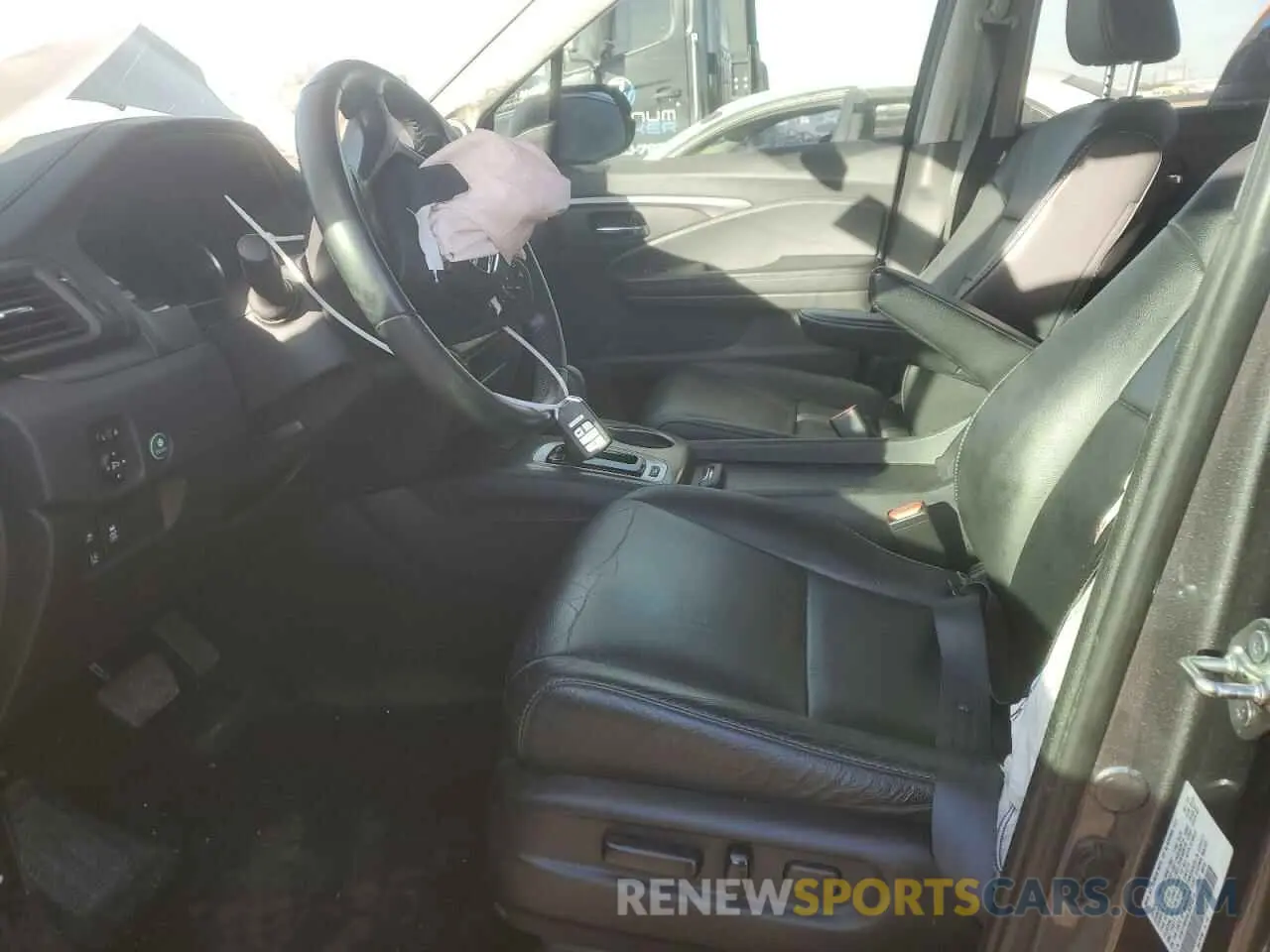 7 Photograph of a damaged car 5FNYF6H54LB054816 HONDA PILOT 2020
