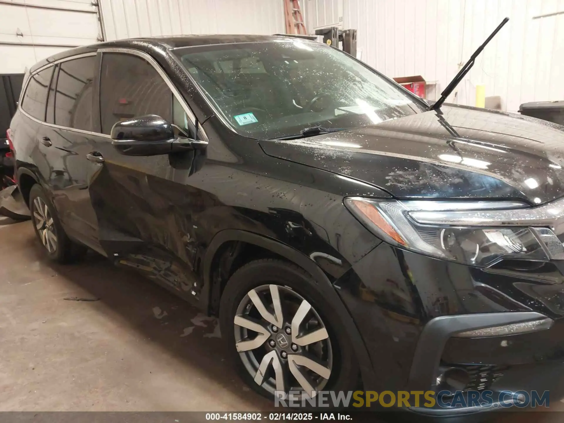 13 Photograph of a damaged car 5FNYF6H55LB003048 HONDA PILOT 2020